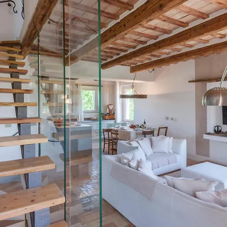 Casa Pilar 4&1, Emma Staffolo
