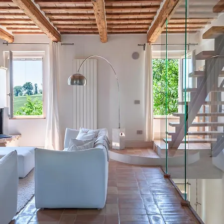 Casa Pilar 4&1, Emma *